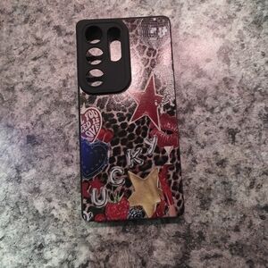 Stylish Leopard Print Phone Case with Star Accents SAMSUNG S25 ULTRA